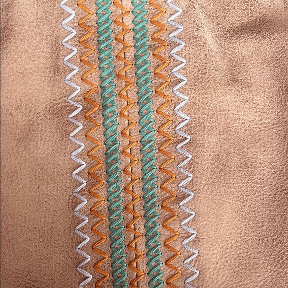 Like new Tan Suede Hobo Shoulder Bag - Picture 15 of 16